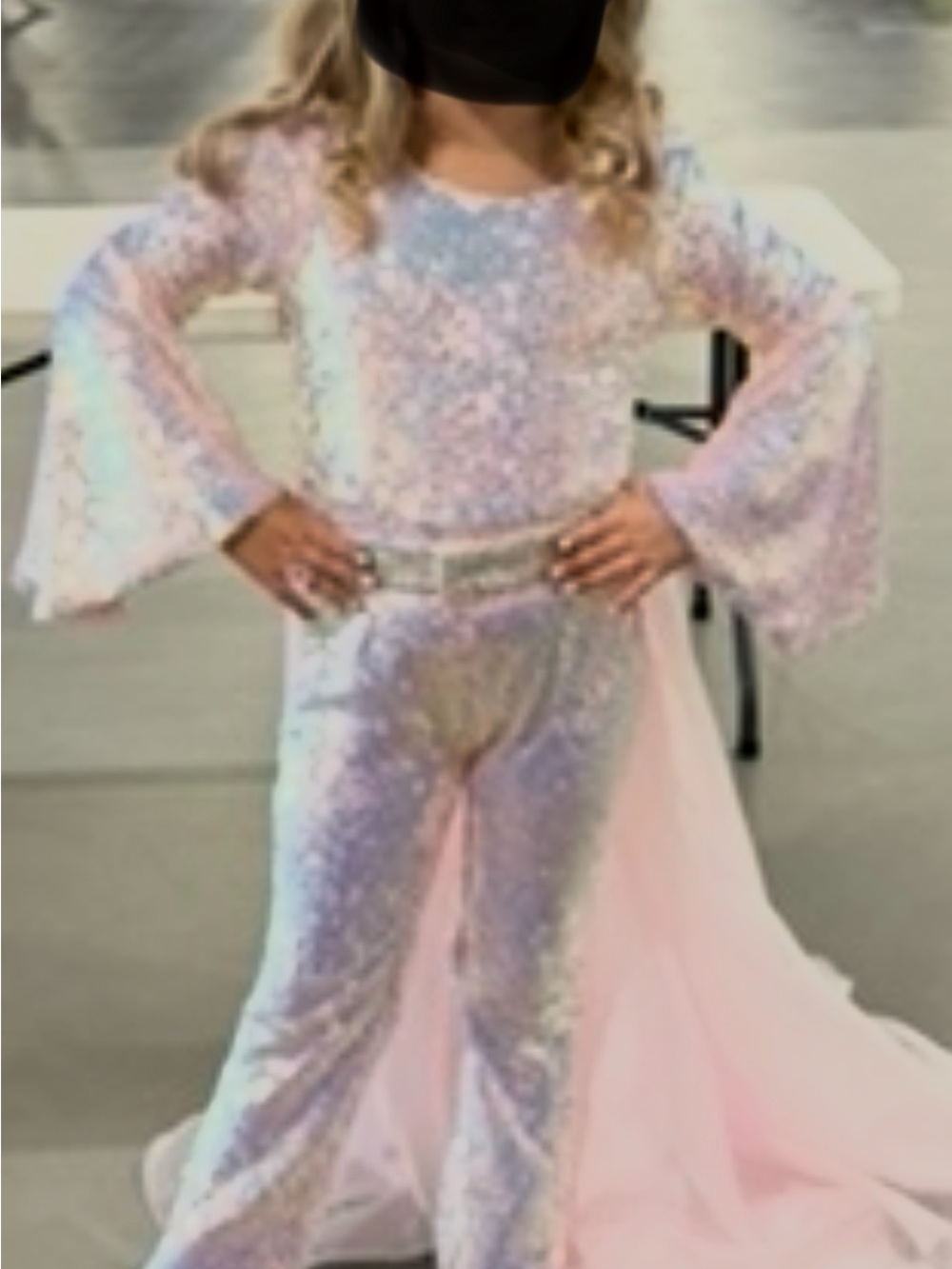 Kids Iridescent Sequin Pink Jumpsuit Costume with Cape. FUNFASHION. Size 10